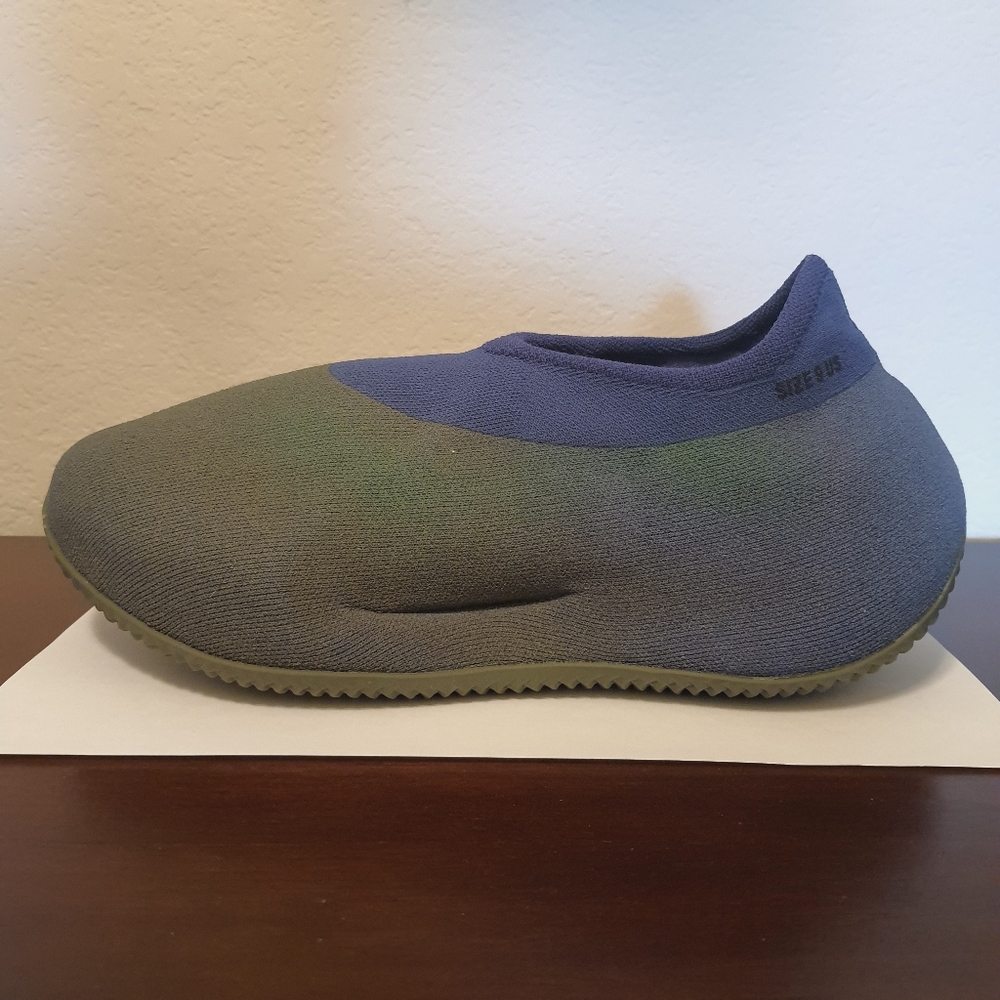 adidas Yeezy Knit Runner Faded Azure Size 9 US Men